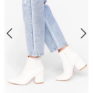 White block heel Boots
